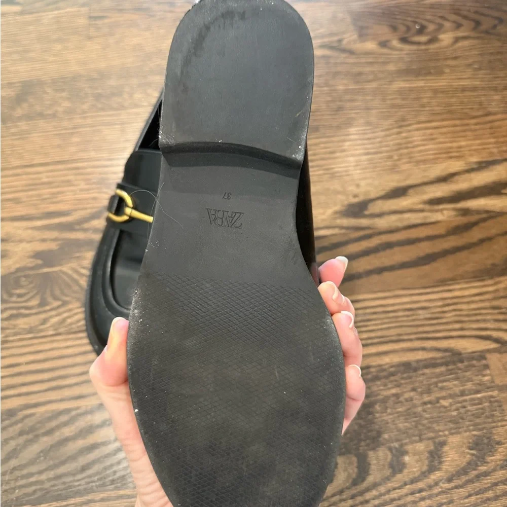 Zara Black Loafers EUC